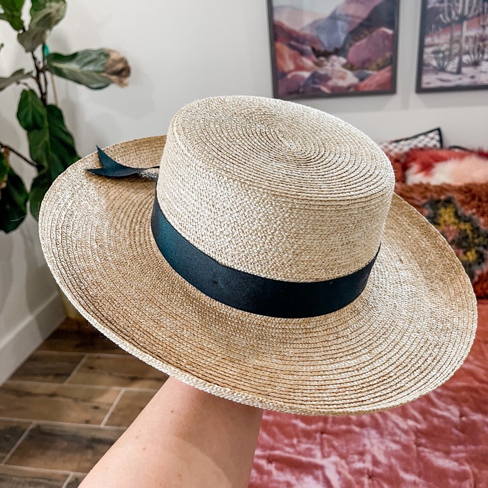Lack Of Color Straw Hat. Size Medium.